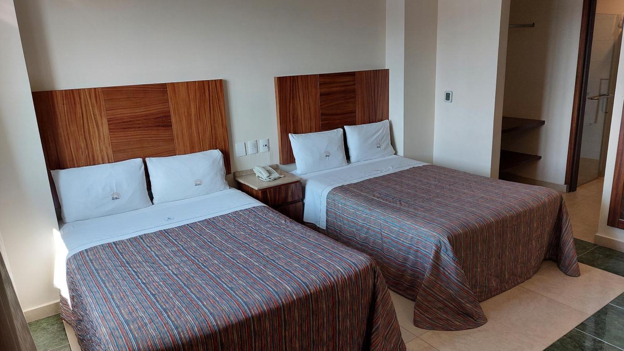 Hotel Real Del Sol - Zona Expo Industrial 瓜达拉哈拉 外观 照片