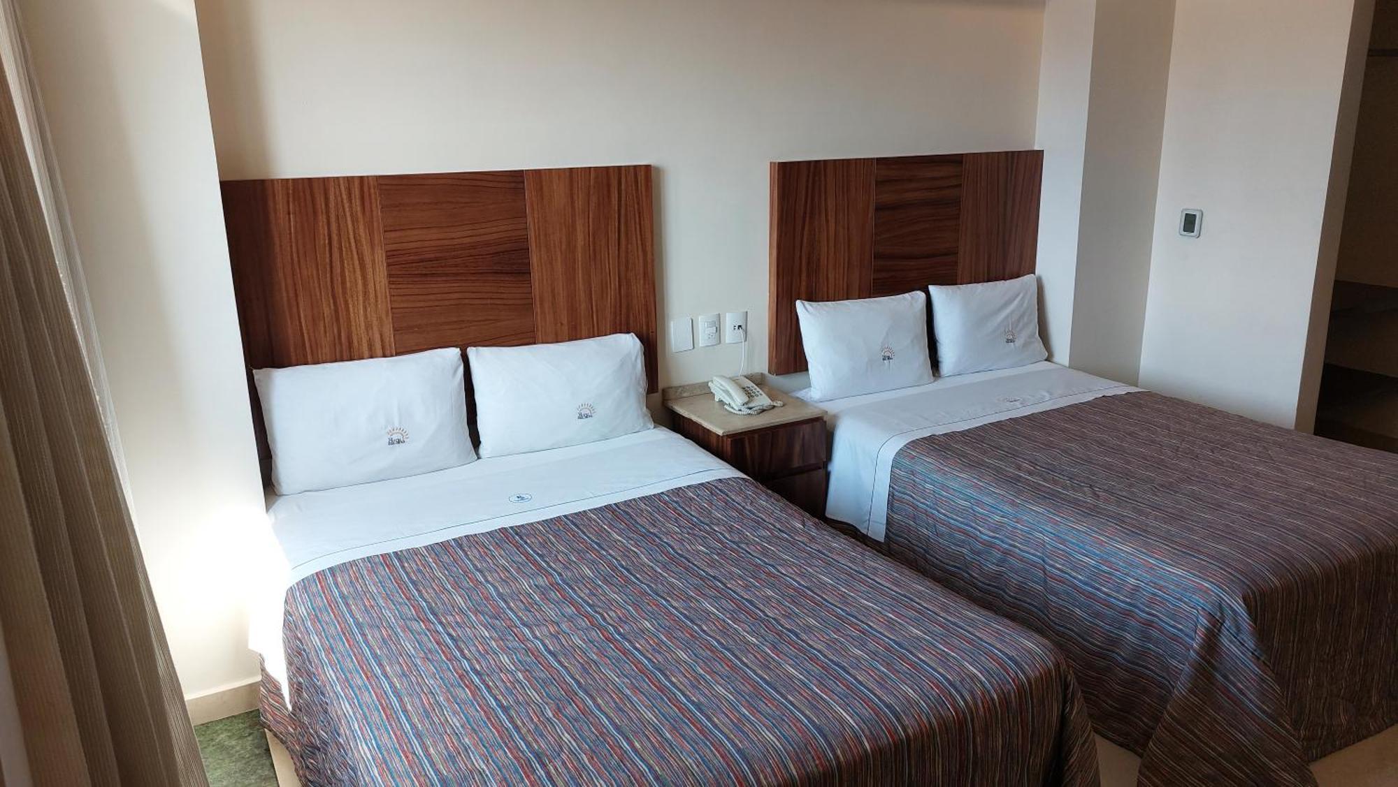Hotel Real Del Sol - Zona Expo Industrial 瓜达拉哈拉 外观 照片