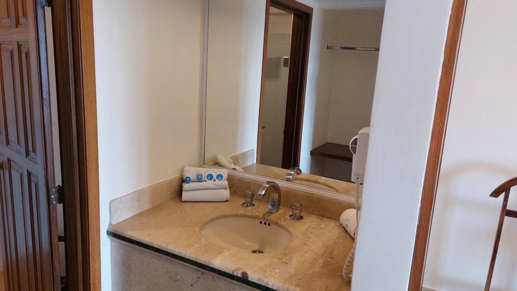Hotel Real Del Sol - Zona Expo Industrial 瓜达拉哈拉 外观 照片