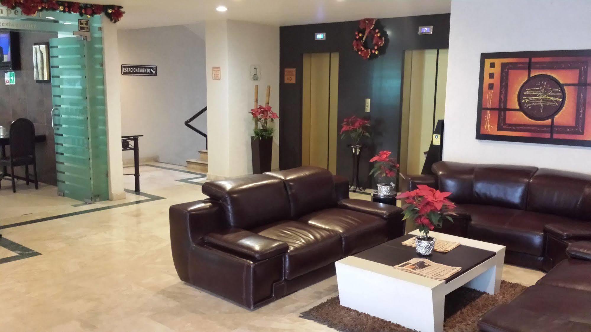 Hotel Real Del Sol - Zona Expo Industrial 瓜达拉哈拉 外观 照片